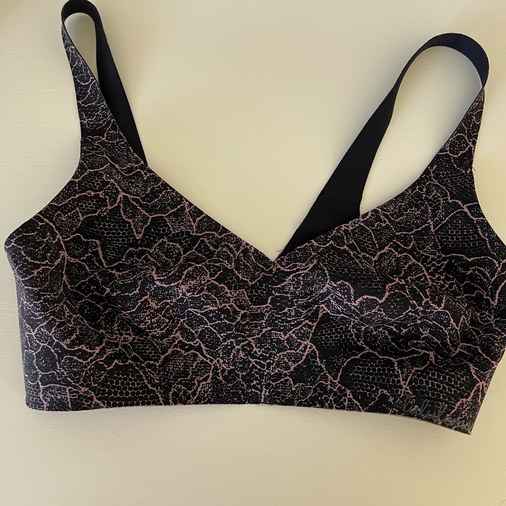 Lulu lemon bra